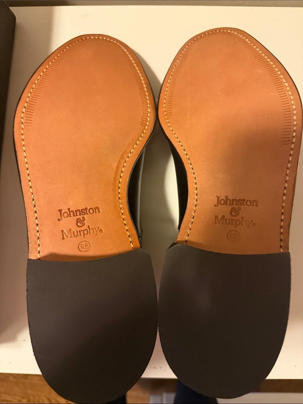 Johnston & Murphy Black Leather Cap-Toe Oxford Dress Shoes - Men. Size 10D